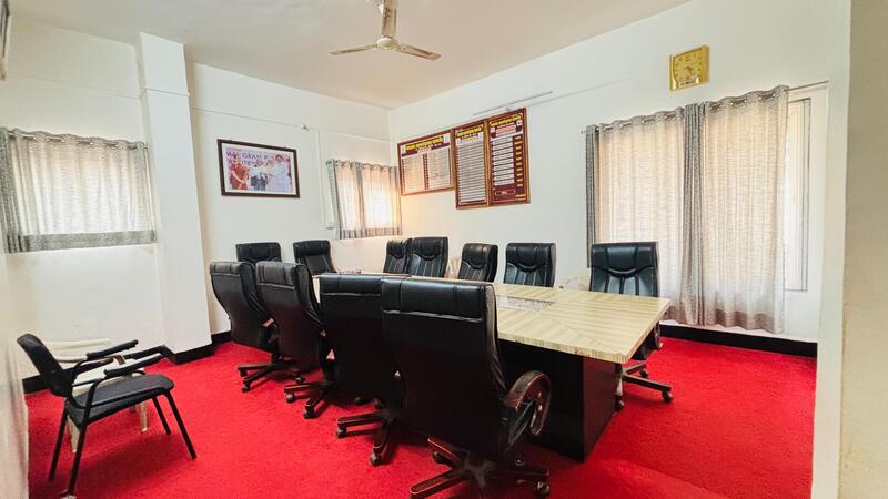 ग्रामपंचायत मिटिंग हॉल